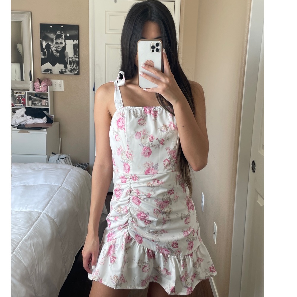 Floral Print Tie Shoulder Ruched Ruffle Hem Dress